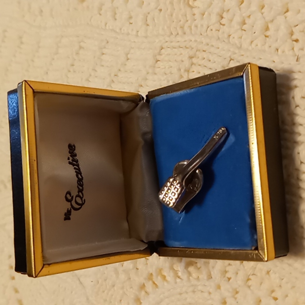 Mr executive tie clip